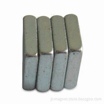 Permanent Magnet with N50 Magnetic Performance and zinc Surface Treatment